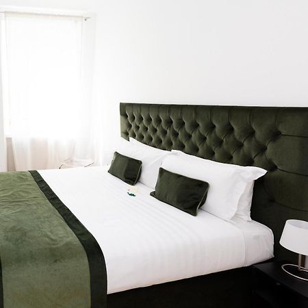 Home At Rome St. Peter Rooms&Apartment エクステリア 写真