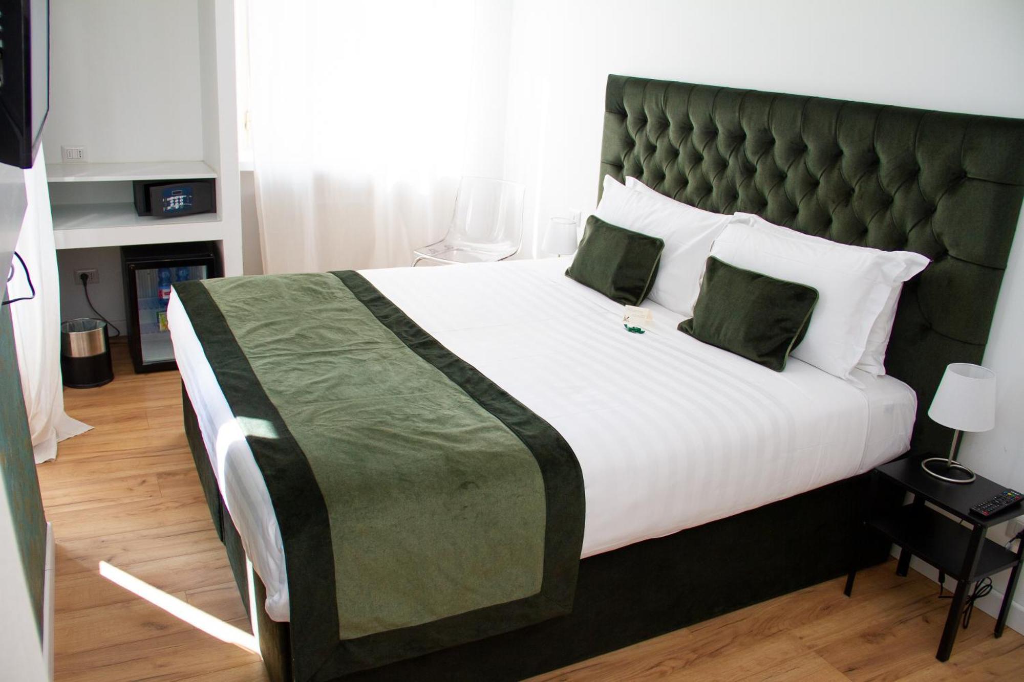 Home At Rome St. Peter Rooms&Apartment エクステリア 写真