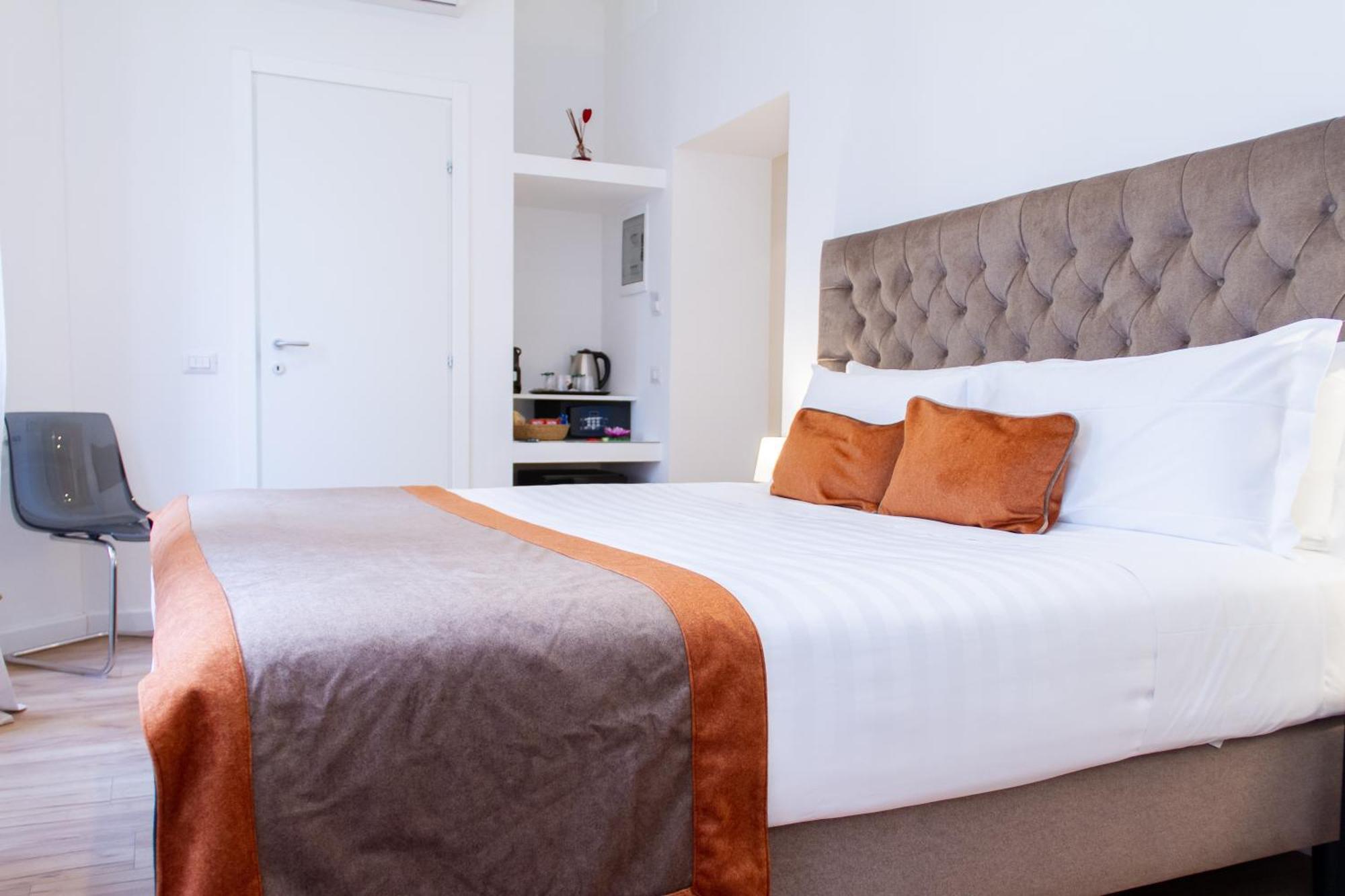 Home At Rome St. Peter Rooms&Apartment エクステリア 写真