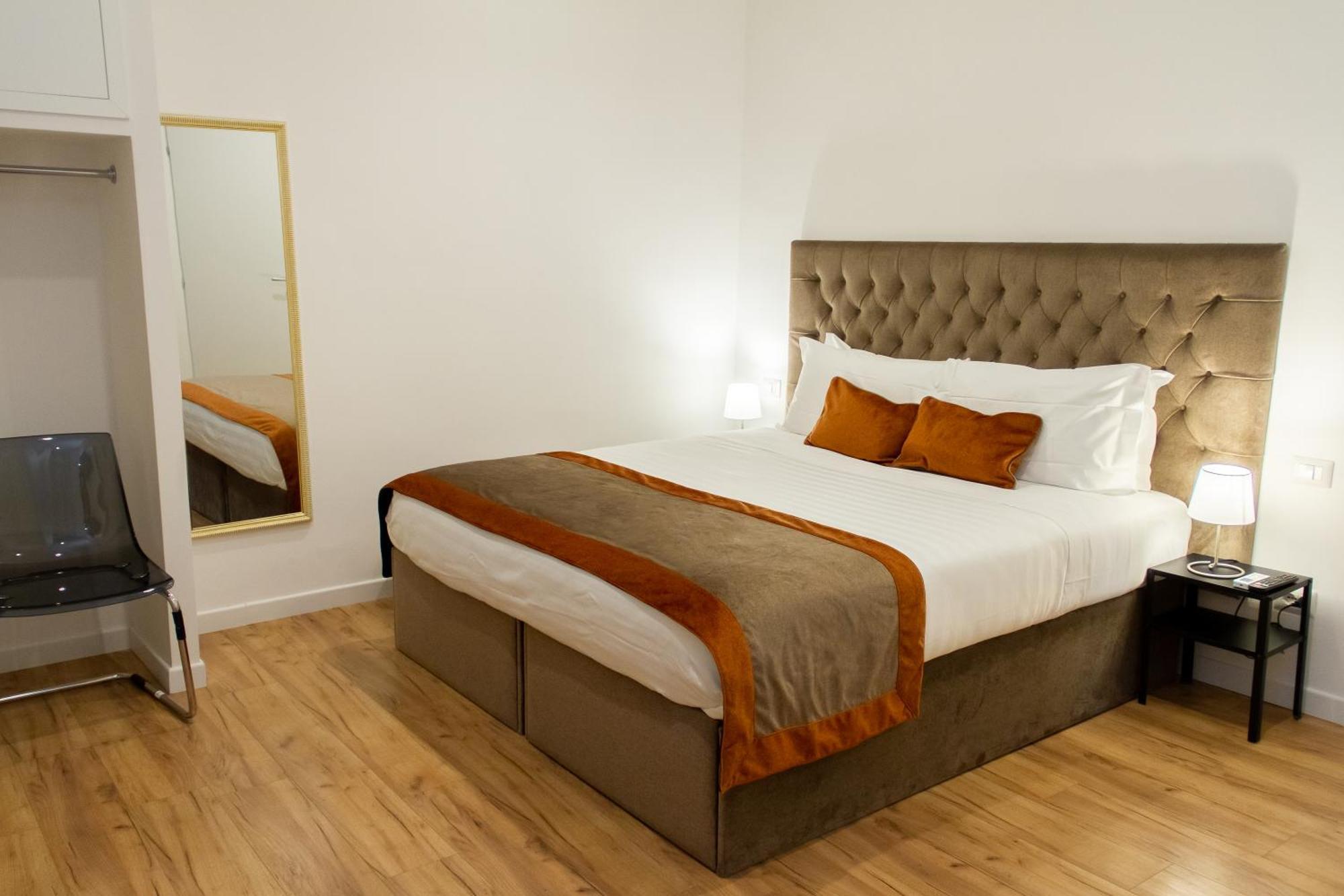 Home At Rome St. Peter Rooms&Apartment エクステリア 写真