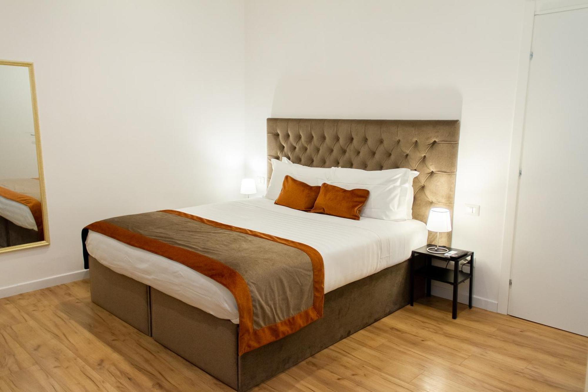 Home At Rome St. Peter Rooms&Apartment エクステリア 写真