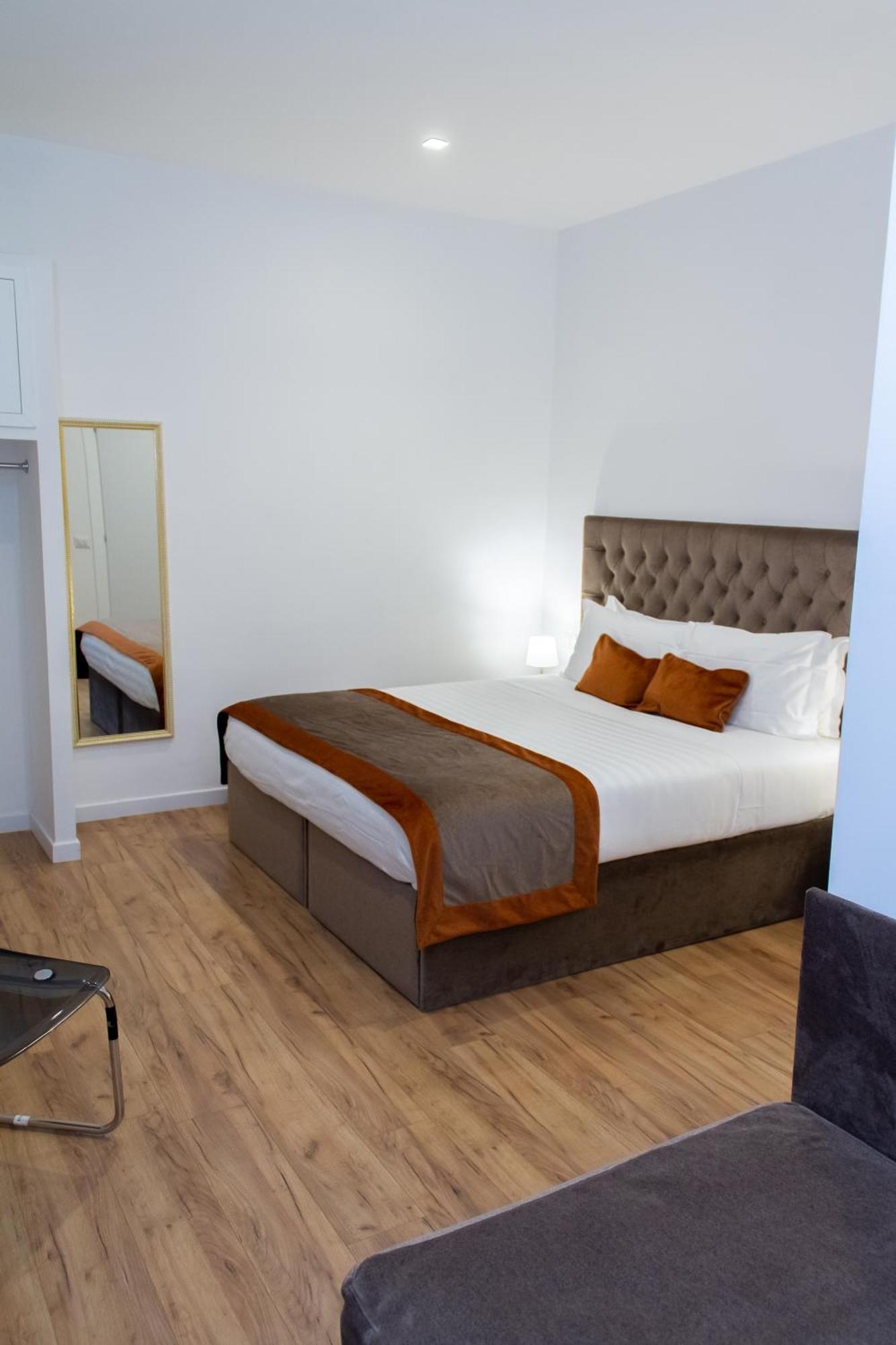 Home At Rome St. Peter Rooms&Apartment エクステリア 写真