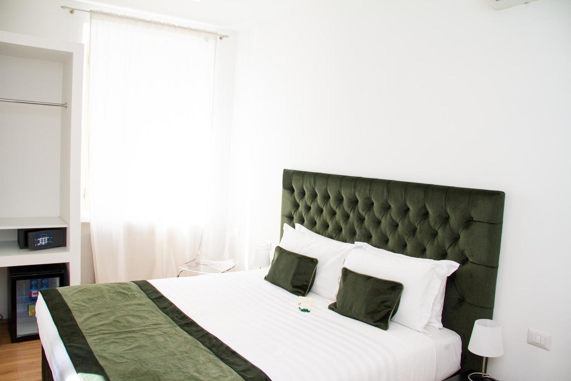 Home At Rome St. Peter Rooms&Apartment エクステリア 写真